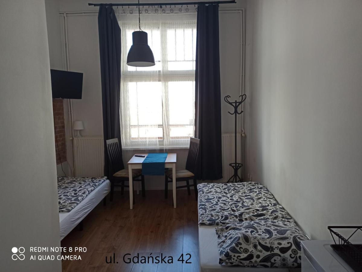 בידגוז'יז' Hostel Palacyk מראה חיצוני תמונה